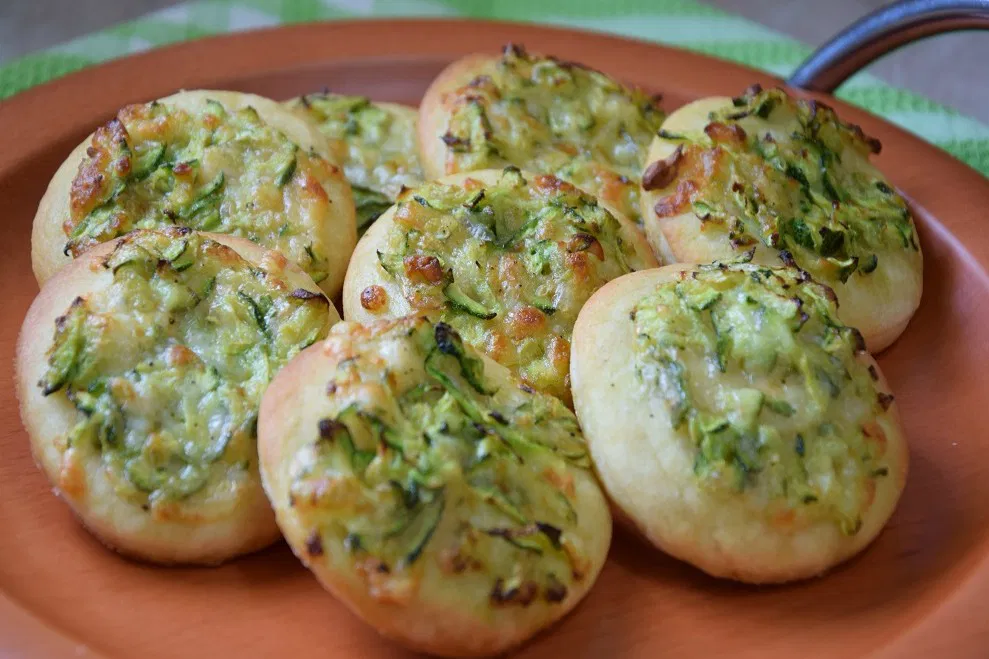 Anche a dieta vuoi gusto? Queste focaccine ripiene ti tolgono lo sfizio con sole 140 kcal